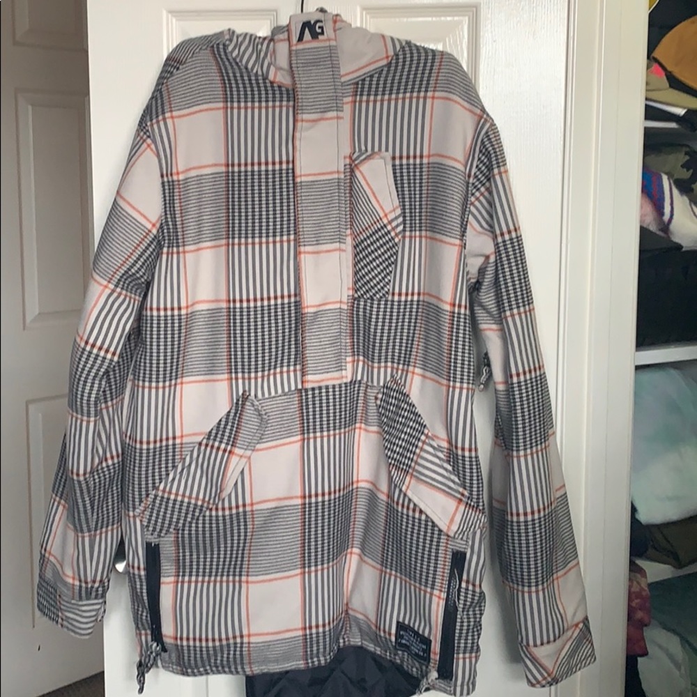Analog snowboard jacket size small in MENS
